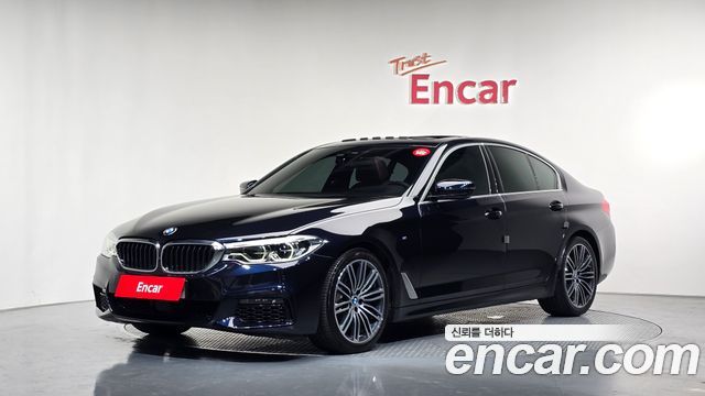 BMW 5-Series 2020 — photo 1