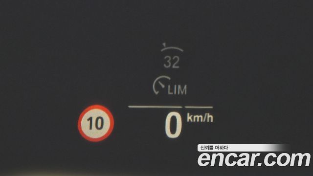 BMW 5-Series 2023 — photo 20