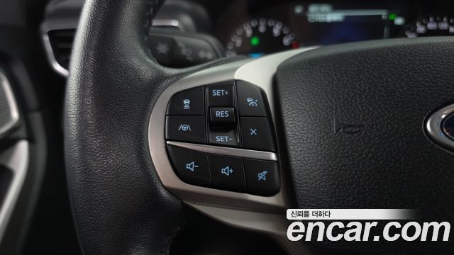 Ford Explorer 2021 — photo 22