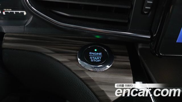 Ford Explorer 2021 — photo 27