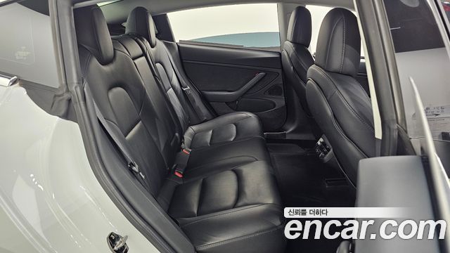 Tesla Model 3 2020 — photo 17