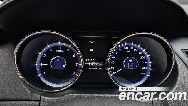 Hyundai Sonata 2010 — photo 8