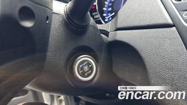 Hyundai Sonata 2010 — photo 18