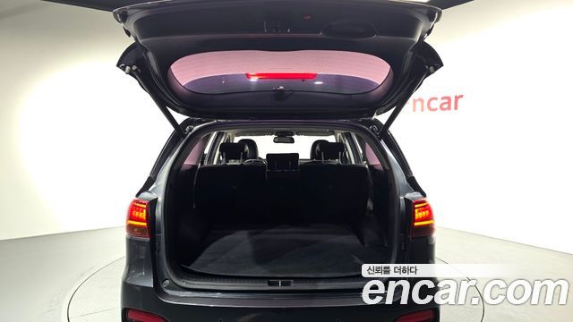 Kia Sorento 2018 — photo 25