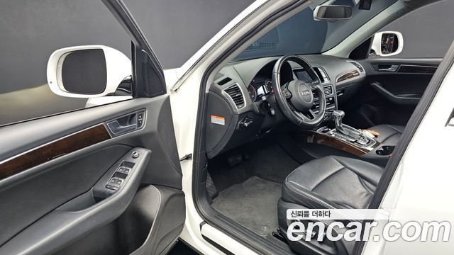 Audi Q5 2016 — photo 10