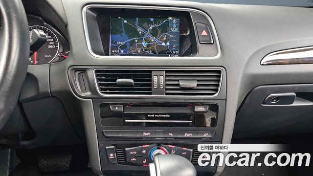 Audi Q5 2016 — photo 14