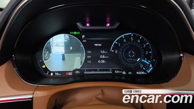 Genesis GV70 2021 — photo 11