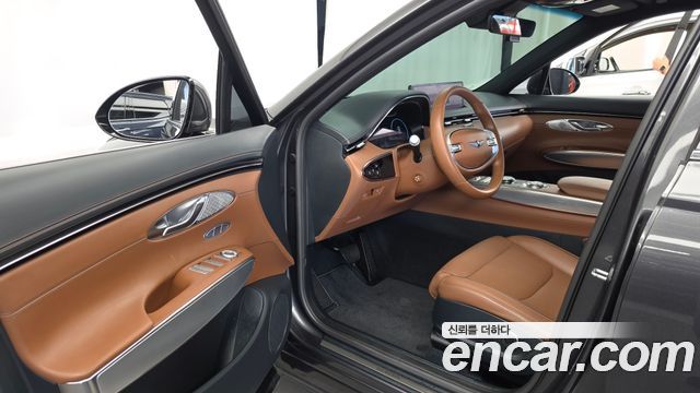 Genesis GV70 2021 — photo 13