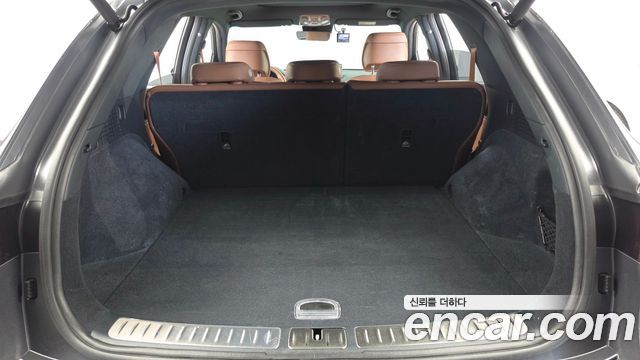 Genesis GV70 2021 — photo 26