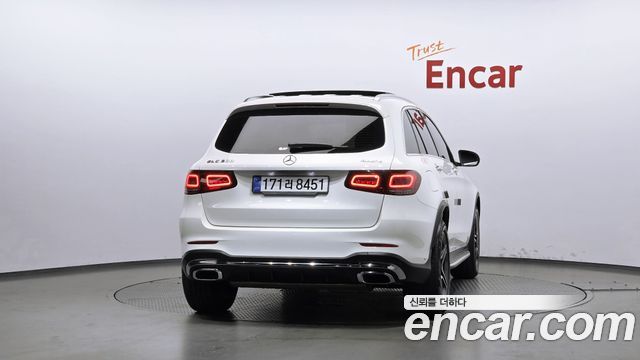 Mercedes-Benz GLC-Class 2022 — photo 4