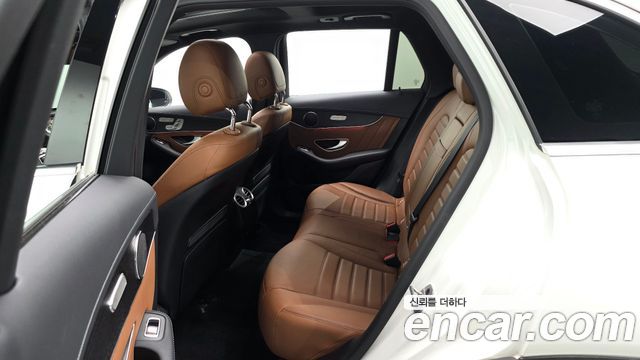 Mercedes-Benz GLC-Class 2022 — photo 12