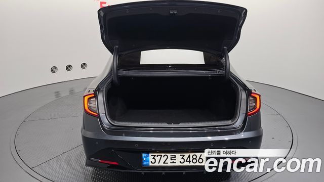 Hyundai Sonata 2022 — photo 20