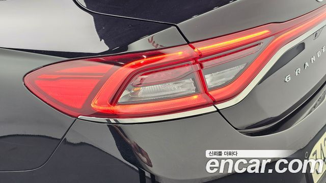 Hyundai Grandeur 2019 — photo 9