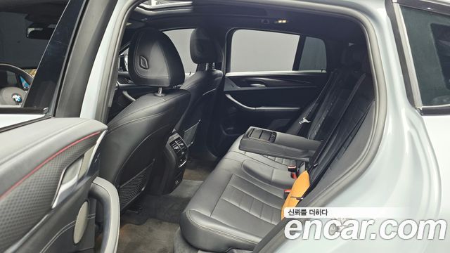 BMW X4 2022 — photo 18