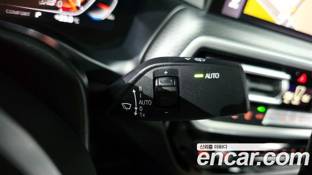 BMW X4 2022 — photo 28