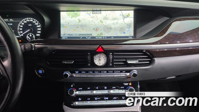 Genesis EQ900 2018 — photo 14