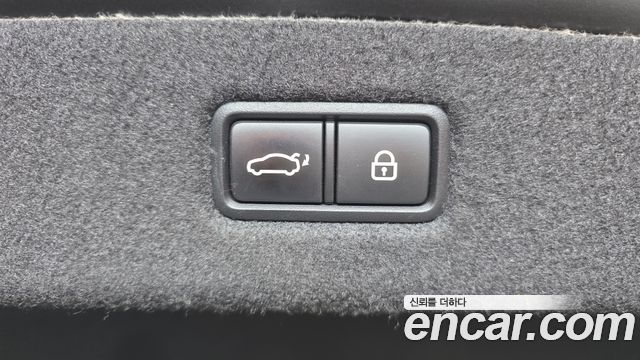 Genesis EQ900 2018 — photo 20