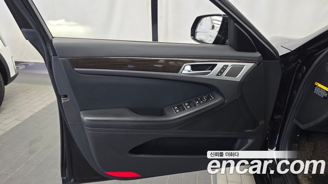 Genesis G80 2019 — photo 14