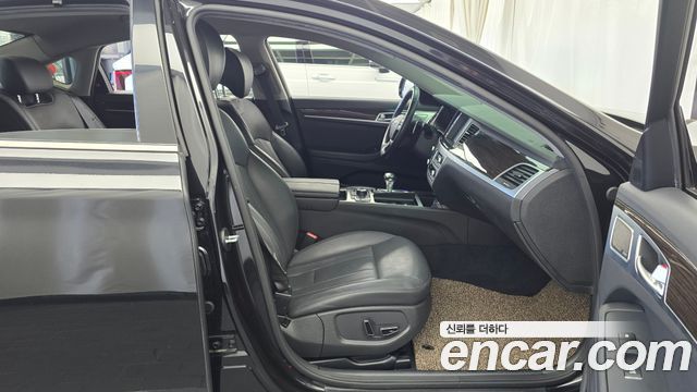 Genesis G80 2019 — photo 16