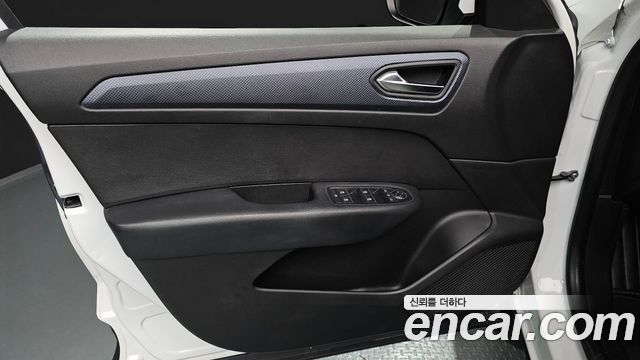 Renault Korea XM3 2023 — photo 14