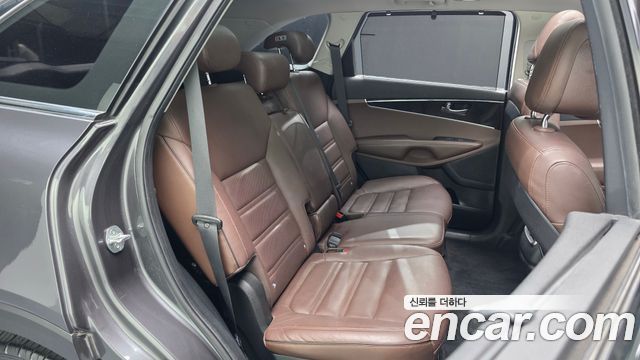 Kia Sorento 2015 — photo 17