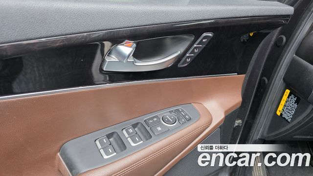 Kia Sorento 2015 — photo 25