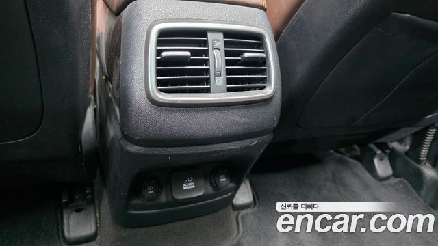 Kia Sorento 2015 — photo 29