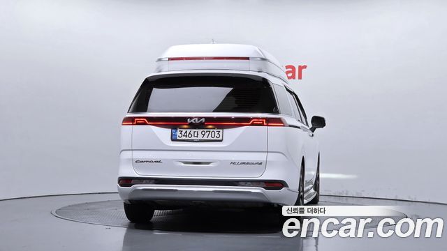 Kia Canival 2021 — photo 4
