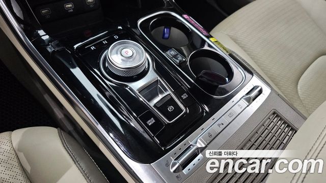 Kia Canival 2021 — photo 12