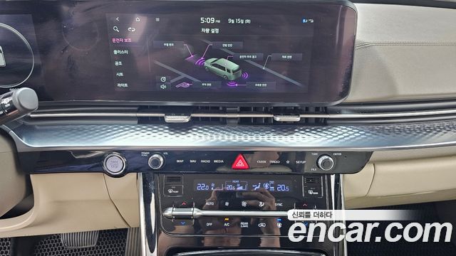 Kia Canival 2021 — photo 20