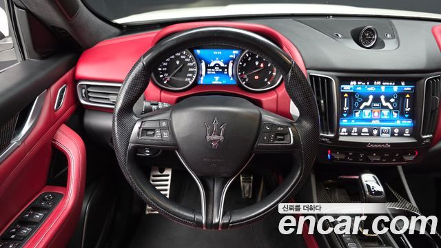 Maserati Levante 2019 — photo 20
