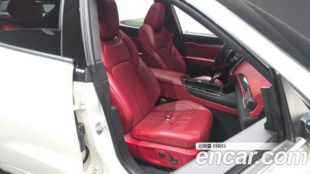 Maserati Levante 2019 — photo 16