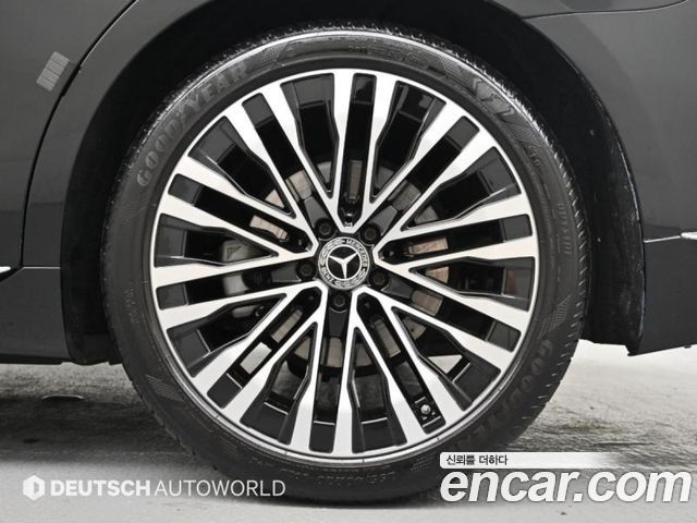 Mercedes-Benz S-Class 2022 — photo 5