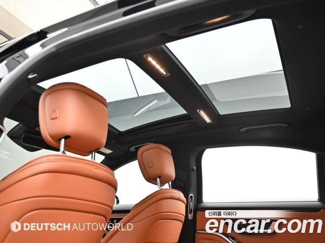 Mercedes-Benz S-Class 2022 — photo 18