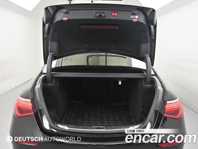 Mercedes-Benz S-Class 2022 — photo 19