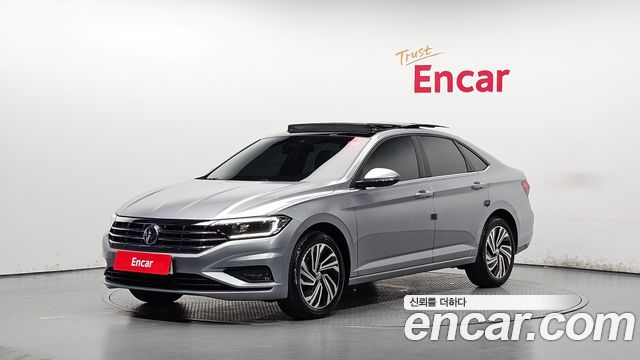Volkswagen Jetta 2021 — photo 1