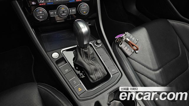 Volkswagen Jetta 2021 — photo 9