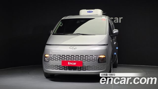 Hyundai Staria 2024 — photo 3