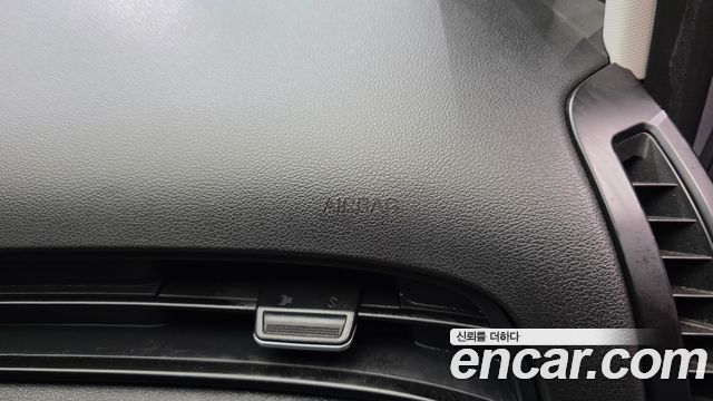 Hyundai Staria 2024 — photo 29