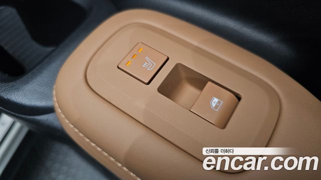 Hyundai Santafe 2025 — photo 23
