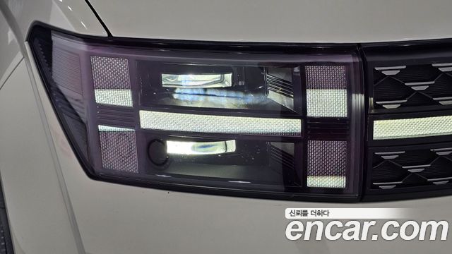 Hyundai Santafe 2025 — photo 8