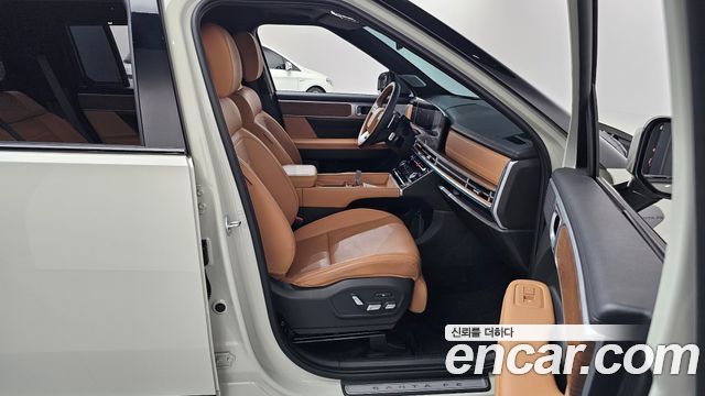 Hyundai Santafe 2025 — photo 16