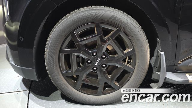Kia Canival 2025 — photo 5