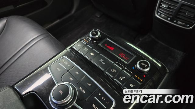 Kia K9 2014 — photo 19