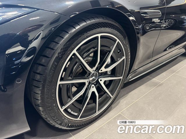 Mercedes-Benz SL-Class 2026 — photo 5