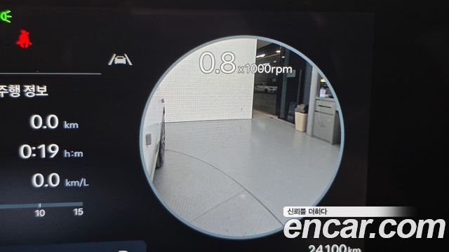 Hyundai Santafe 2025 — photo 25