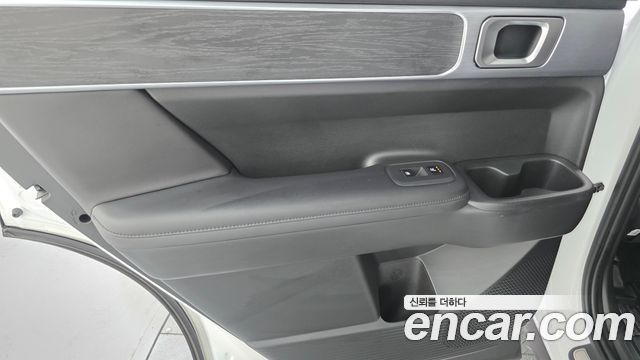Hyundai Santafe 2025 — photo 15