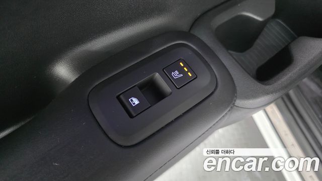 Hyundai Santafe 2025 — photo 31