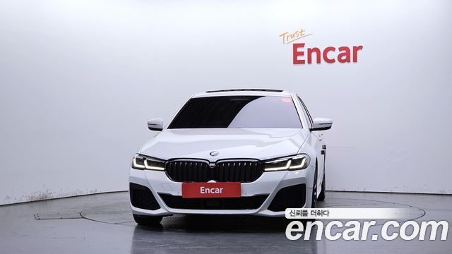 BMW 5-Series 2023 — photo 3