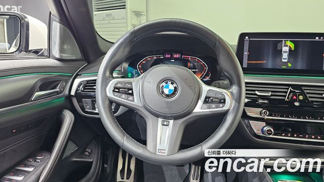 BMW 5-Series 2023 — photo 19
